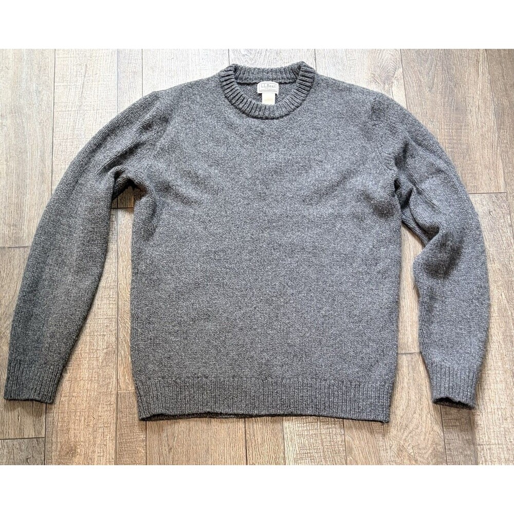 L.L. Bean Mens 100% Lambswool Medium Gray Crew Neck Sweater Size LT